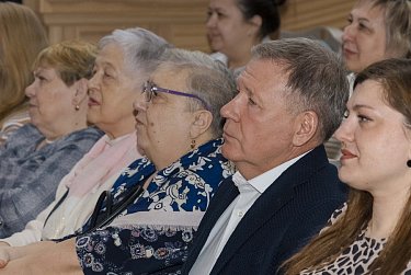 Александр Трубников сделал подарок оренбуржцам